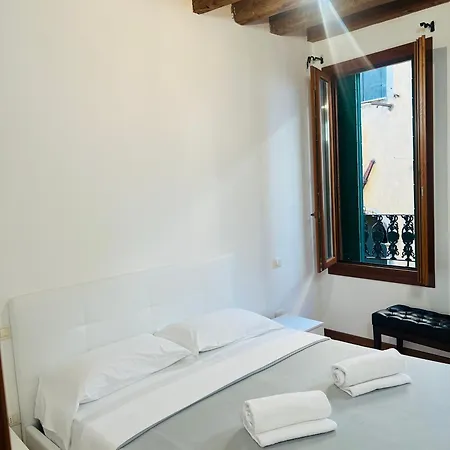 Apartment Ca Rialto *